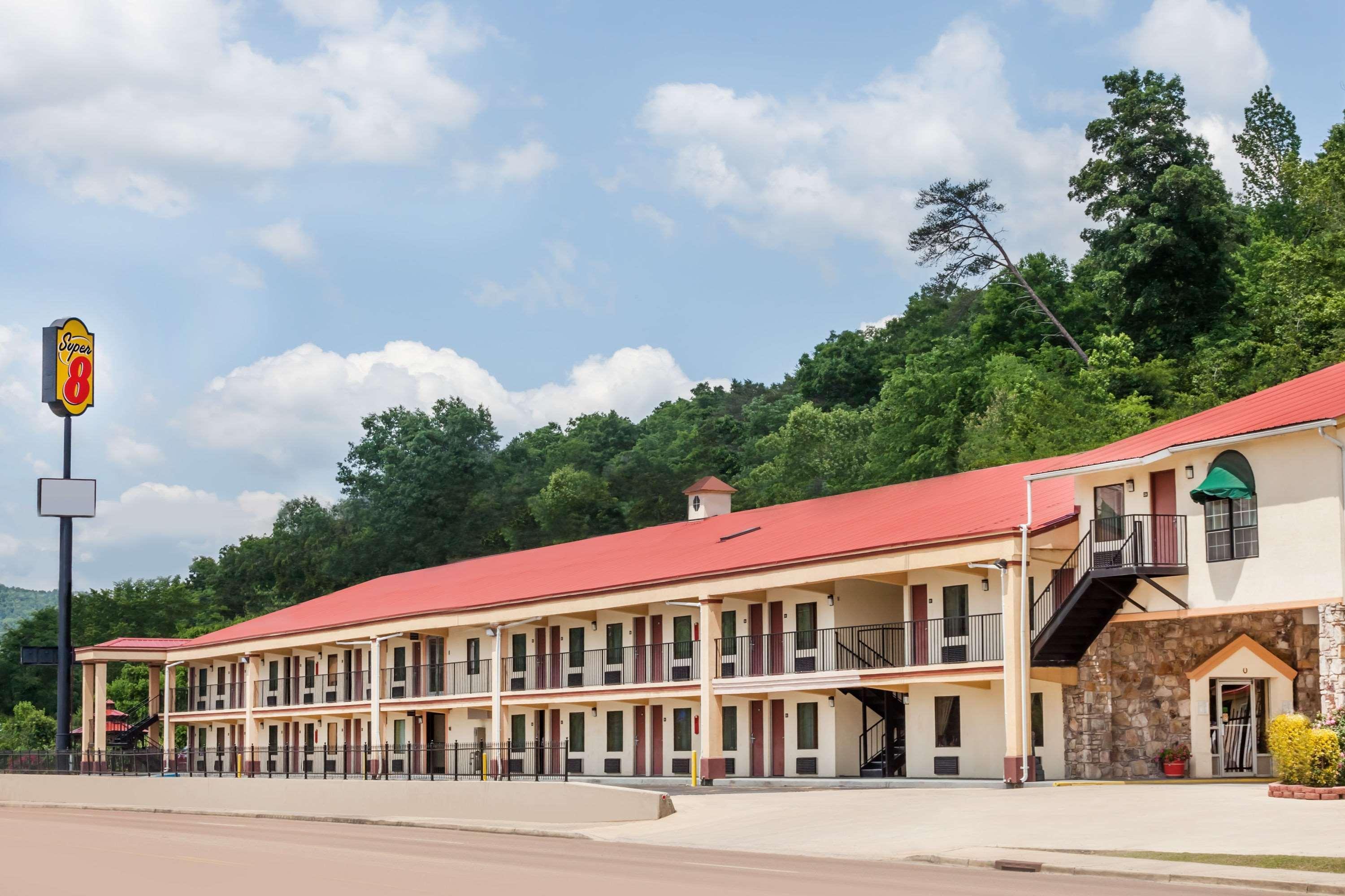 Clarion Pointe Kimball By Choice Hotels Bagian luar foto