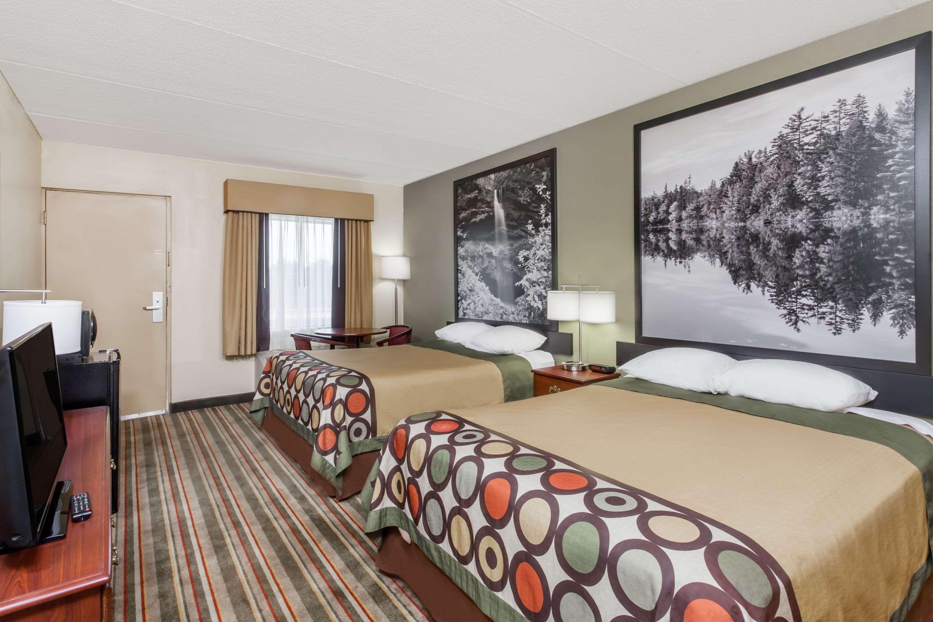 Clarion Pointe Kimball By Choice Hotels Bagian luar foto