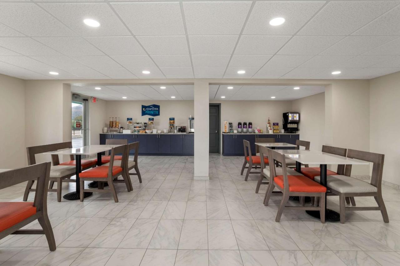 Clarion Pointe Kimball By Choice Hotels Bagian luar foto